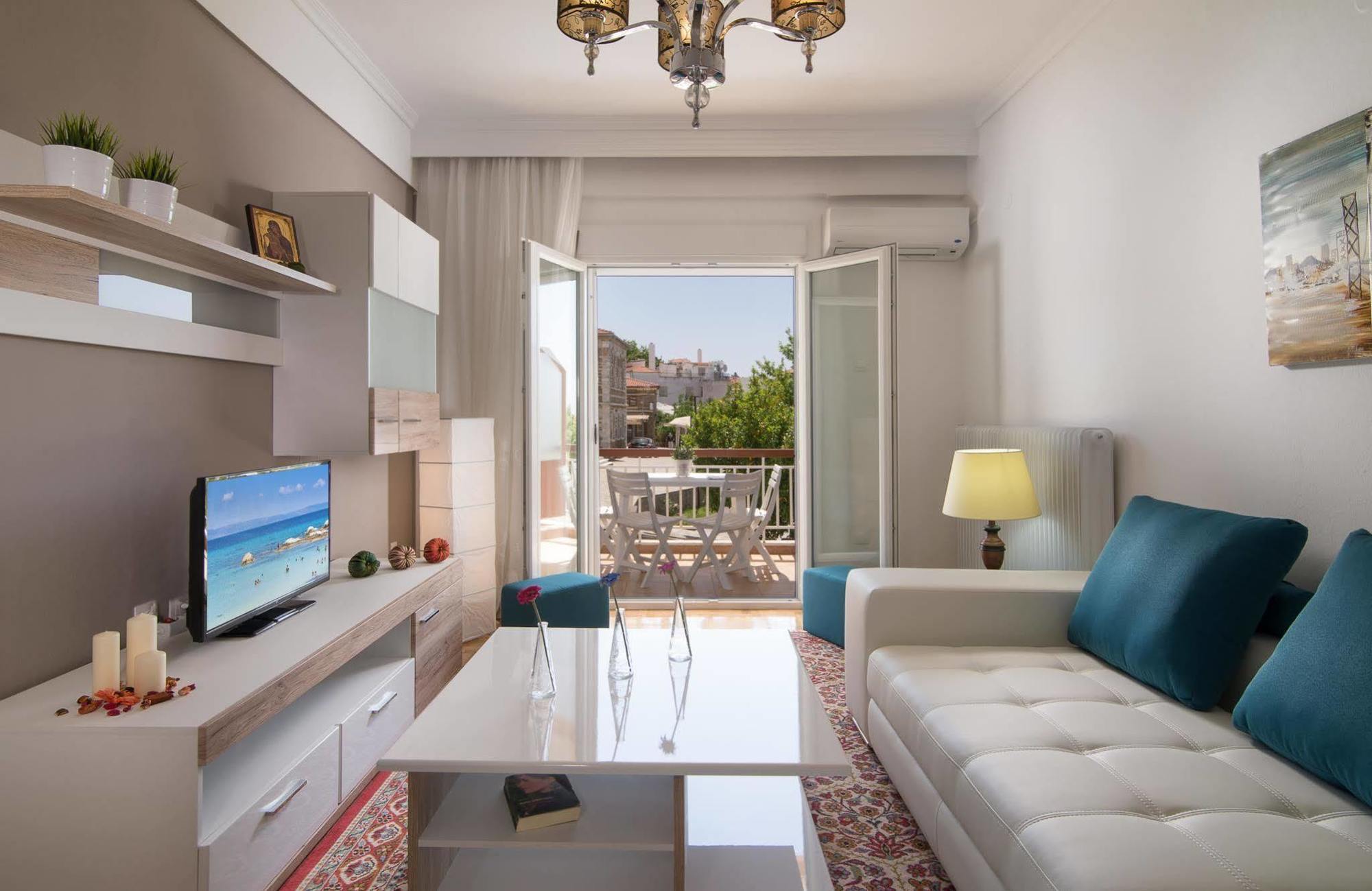 Michalis Apartments Polýgyros Exteriör bild